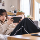 学校がない日はゲームとYouTubeばかり。「自由な時間」を見てイライラした私が決めたこと 学校がない日はゲームとYouTubeばかり。「自由な時間」を見てイライラした私が決めたこと