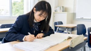 通信制高校のテスト・単位認定試験は難しい?難易度の目安と対策を解説